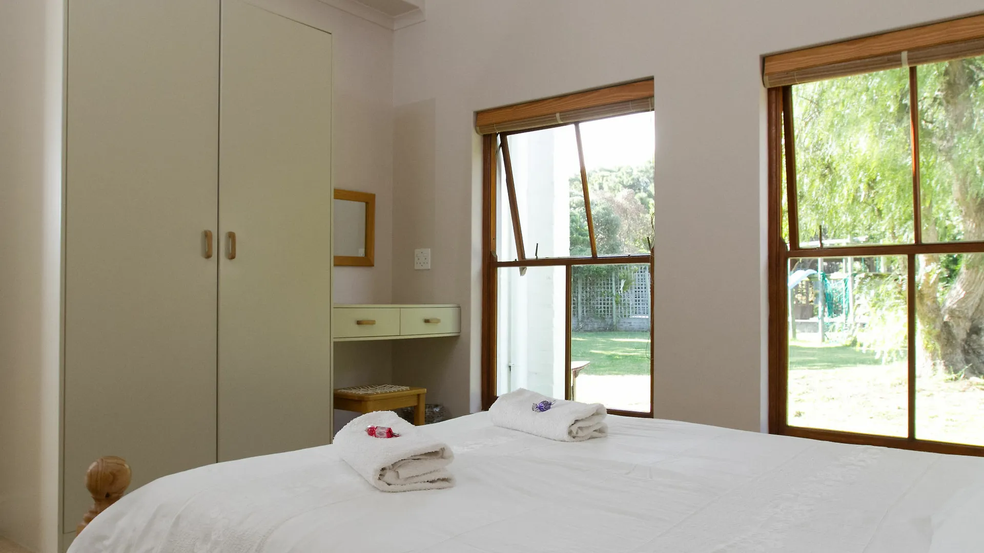 Goose Green Lodge Noordhoek